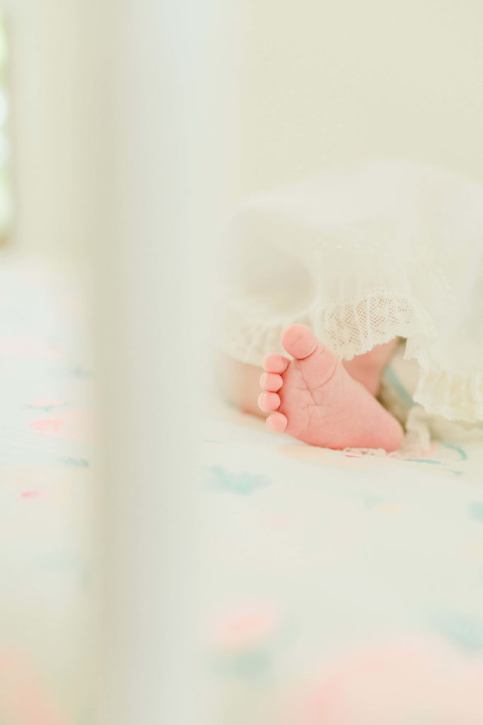 Detail picture of baby foot during lifestyle newborn session